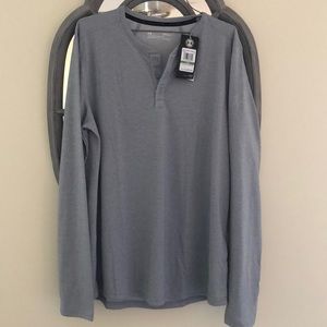 Under armor men’s shirt